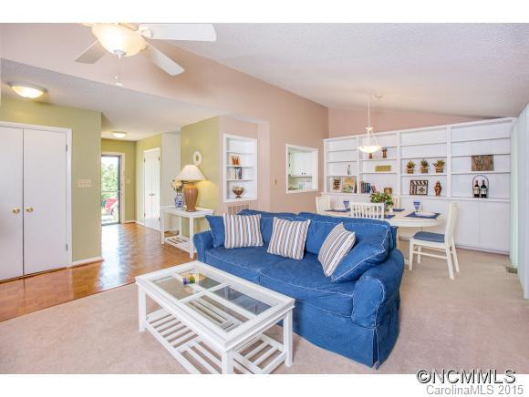 92 Hollybrook Drive - Photo 4
