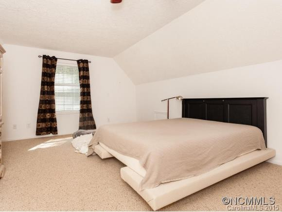 292 COVE CREEK LANE - Photo 12