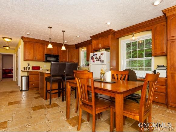 292 COVE CREEK LANE - Photo 6
