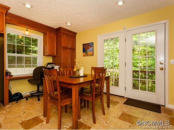 292 COVE CREEK LANE - Photo 7