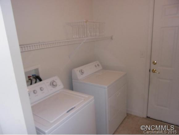 19 Danbury Lane - Photo 13
