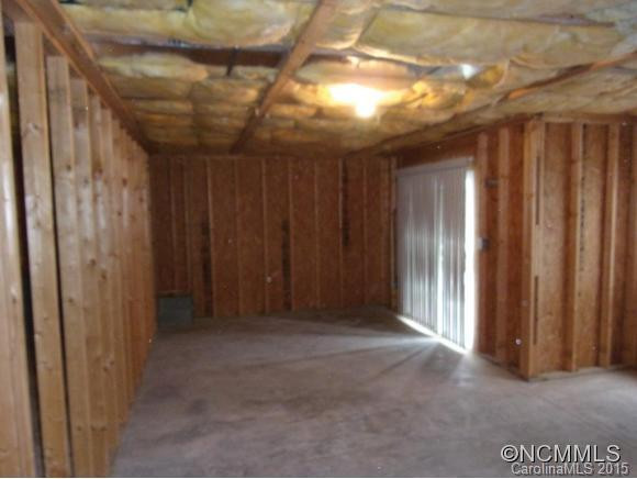 19 Danbury Lane - Photo 15