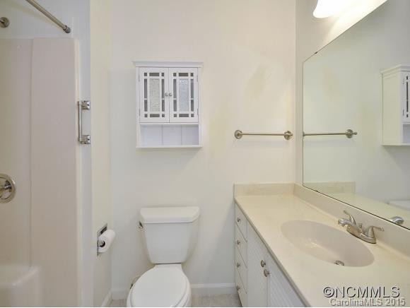 1765B HAYWOOD MANOR ROAD - Photo 13