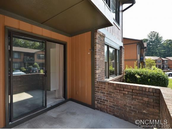 1765B HAYWOOD MANOR ROAD - Photo 4