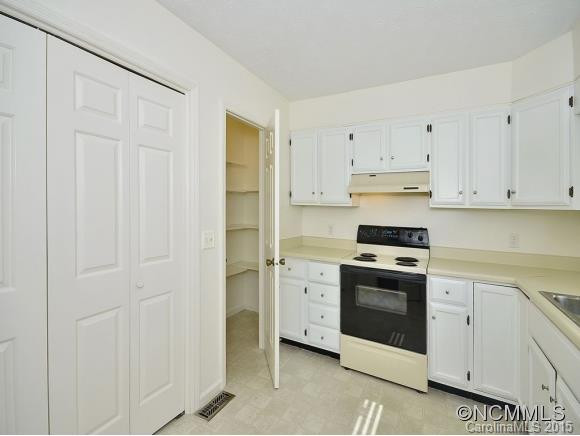 1765B HAYWOOD MANOR ROAD - Photo 8