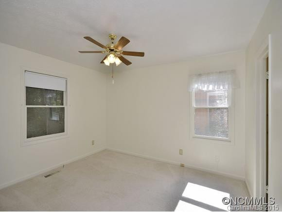 1765B HAYWOOD MANOR ROAD - Photo 10