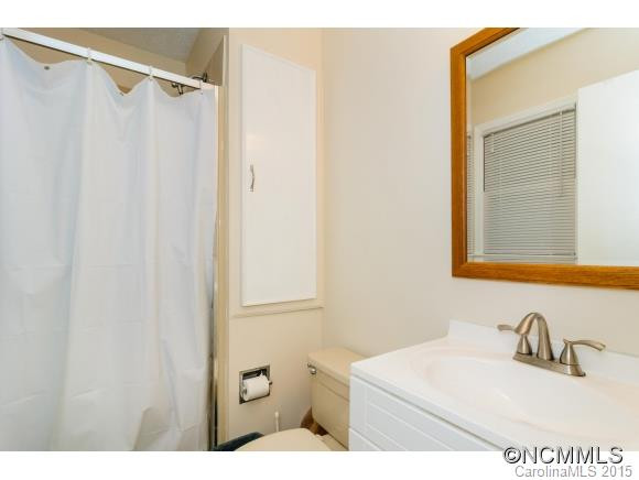 35 Ferenvilla Drive - Photo 13
