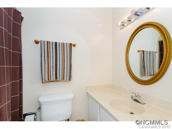 35 Ferenvilla Drive - Photo 18