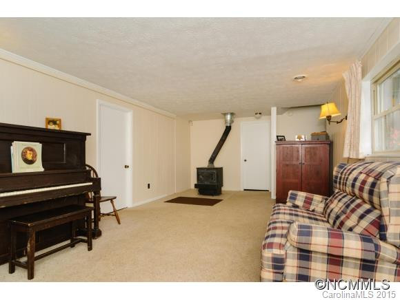 35 Ferenvilla Drive - Photo 20