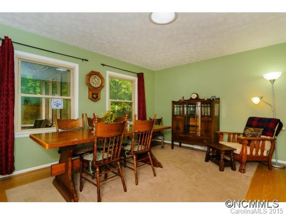 35 Ferenvilla Drive - Photo 5
