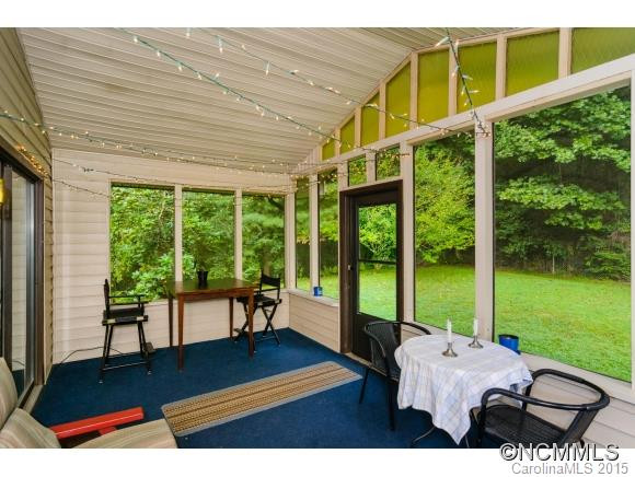 35 Ferenvilla Drive - Photo 10