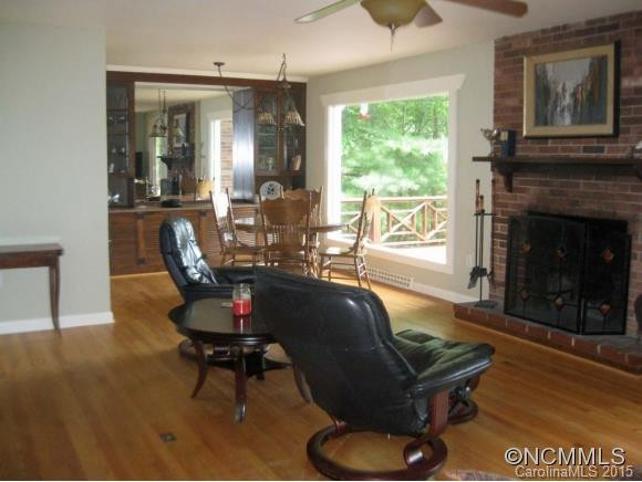114 Fairway Drive - Photo 4