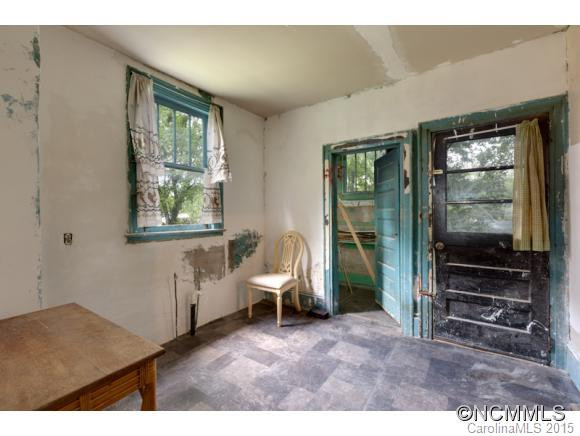 53 Woodlawn Avenue - Photo 11