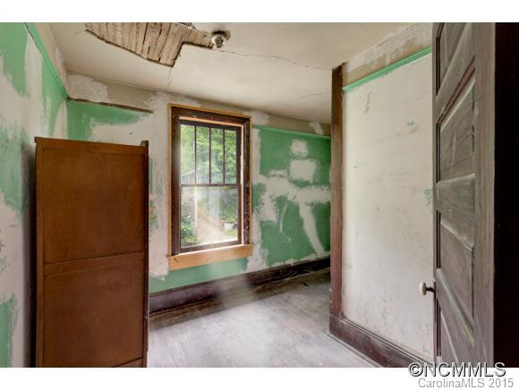 53 Woodlawn Avenue - Photo 14