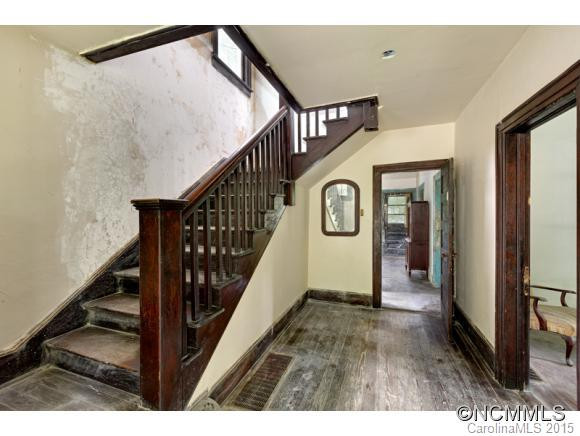 53 Woodlawn Avenue - Photo 4