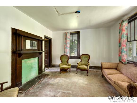 53 Woodlawn Avenue - Photo 5