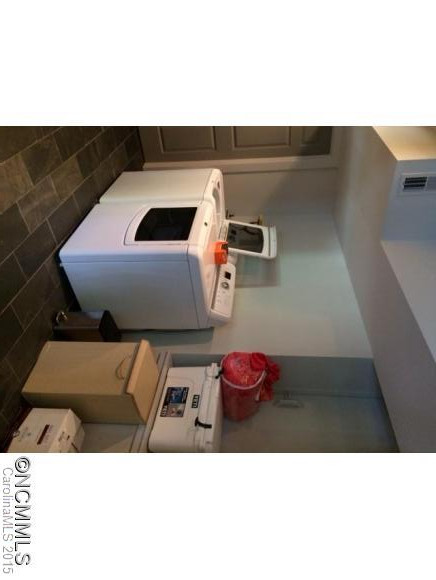 375 Robin Hood Rd. - Photo 13