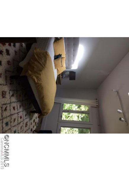 375 Robin Hood Rd. - Photo 8