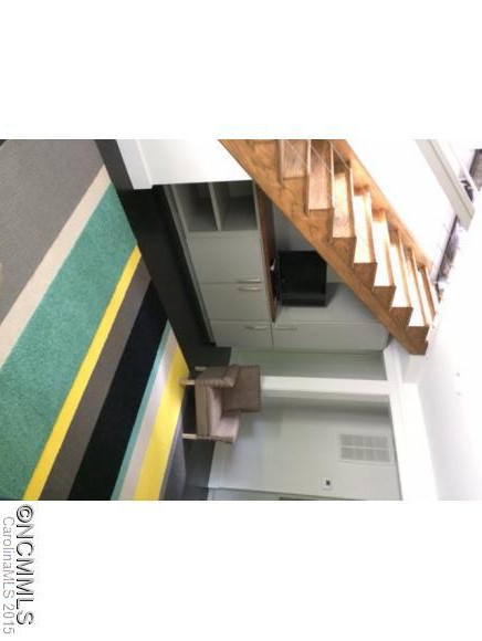 375 Robin Hood Rd. - Photo 10