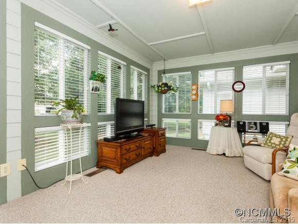 33 Gray Wolf Lane - Photo 12