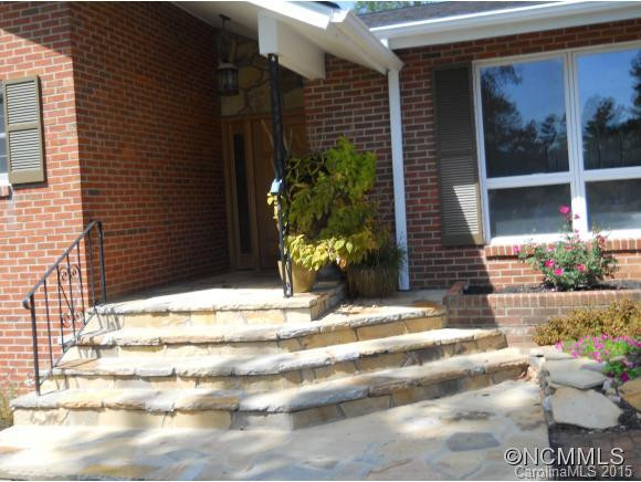 201 Crooked Creek Road - Photo 2