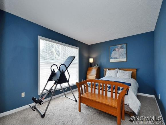 1 FLOYD DR - Photo 11