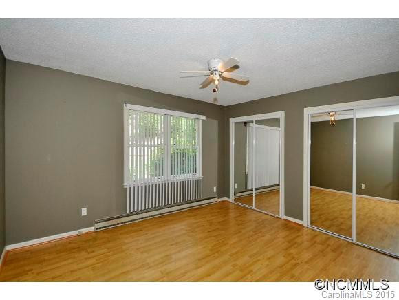20 Brownwood Est. - Photo 6