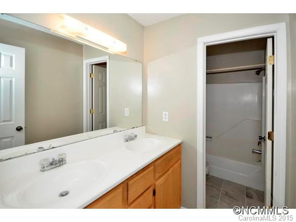 20 Brownwood Est. - Photo 7
