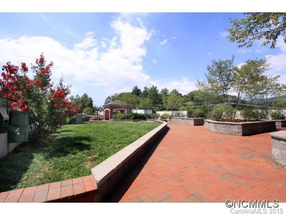 29 West French Broad St, Unit 316 - Photo 16