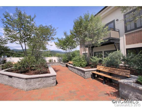 29 West French Broad St, Unit 316 - Photo 17