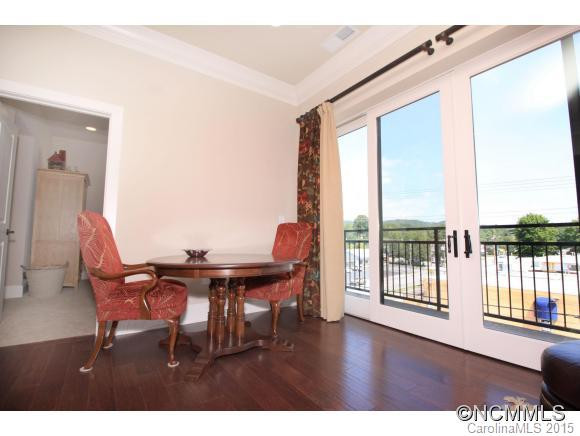 29 West French Broad St, Unit 316 - Photo 5