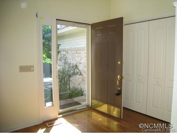125 Jenny Lind Drive - Photo 2