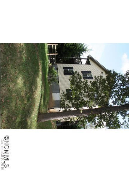 28 Oakcrest Place