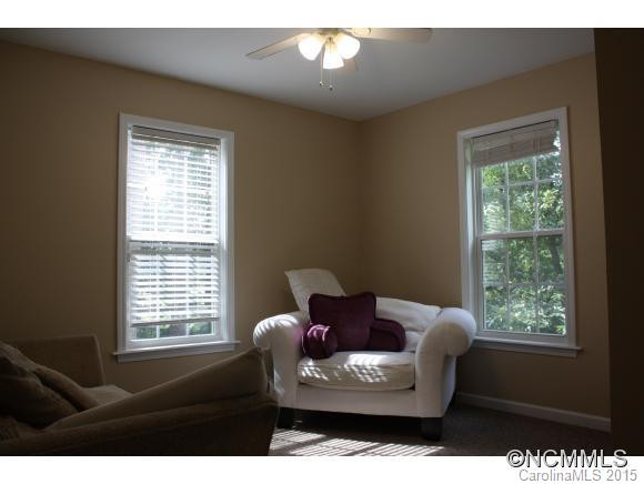 28 Oakcrest Place - Photo 15