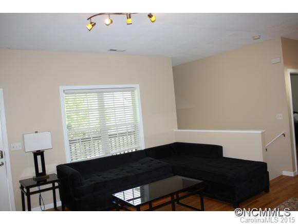 28 Oakcrest Place - Photo 5