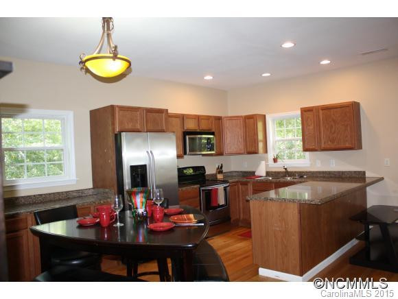 28 Oakcrest Place - Photo 8