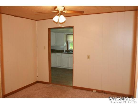 526 POORS FORD ROAD - Photo 5