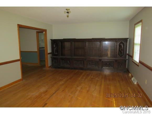 134 Azalea Drive - Photo 2