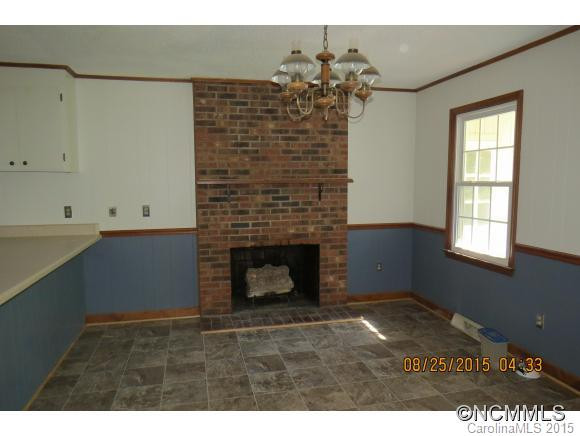134 Azalea Drive - Photo 3