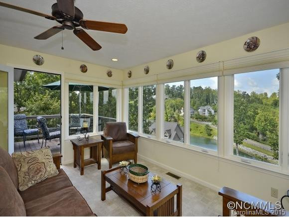110 JENNY LIND DRIVE - Photo 5