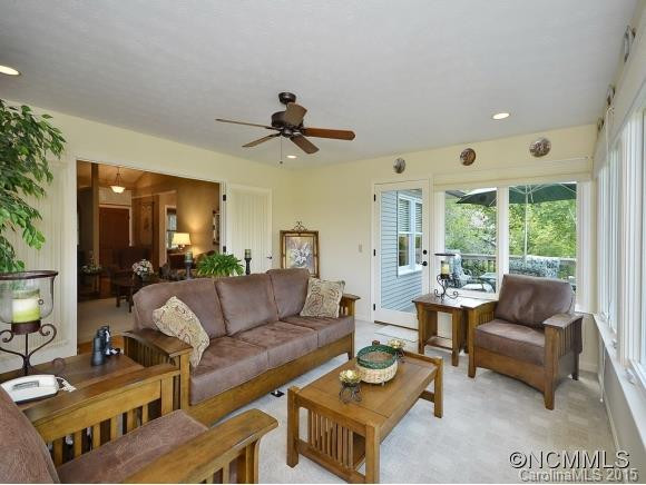 110 JENNY LIND DRIVE - Photo 6