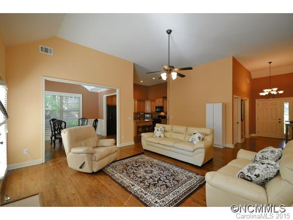 113 Hideaway Court - Photo 5