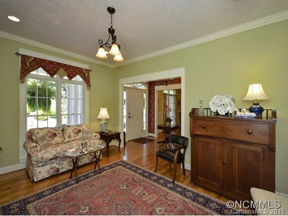 822 RICKEL DRIVE - Photo 4