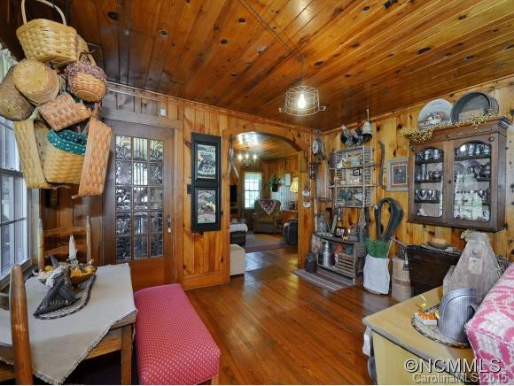 588 Green Valley Road - Photo 14