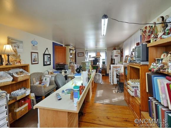 588 Green Valley Road - Photo 18