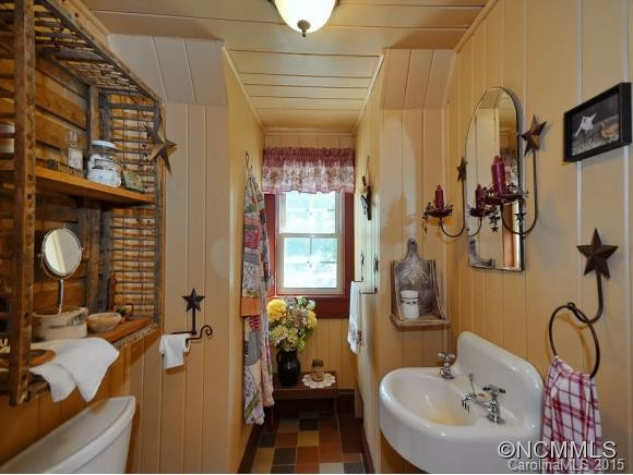 588 Green Valley Road - Photo 19