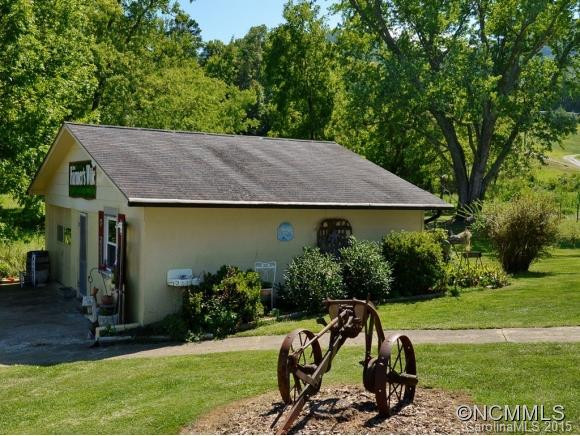 588 Green Valley Road - Photo 6