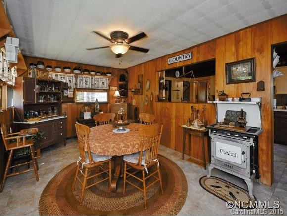 588 Green Valley Road - Photo 10