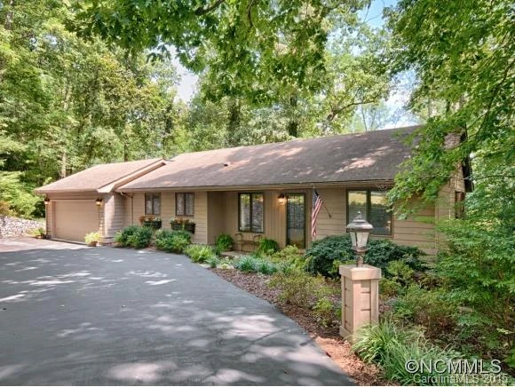725 GREENWOOD DRIVE
