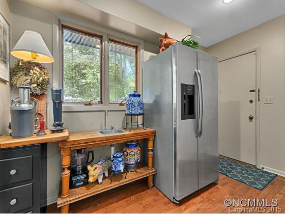 725 GREENWOOD DRIVE - Photo 15